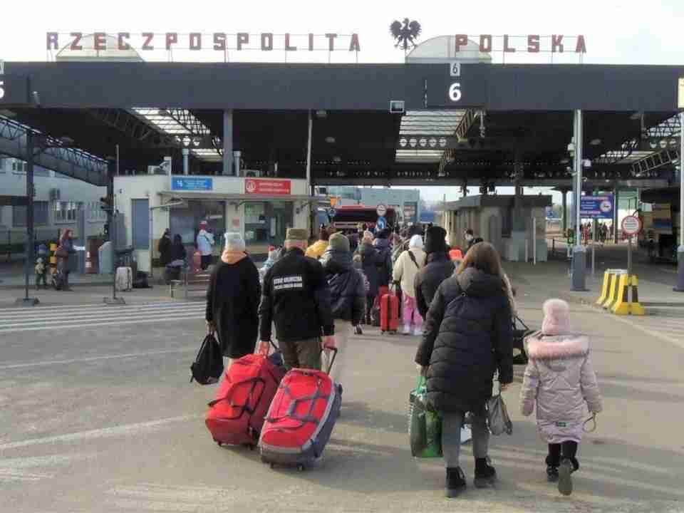 Зміни до закону про допомогу біженцям з України, які перебувають у Польщі